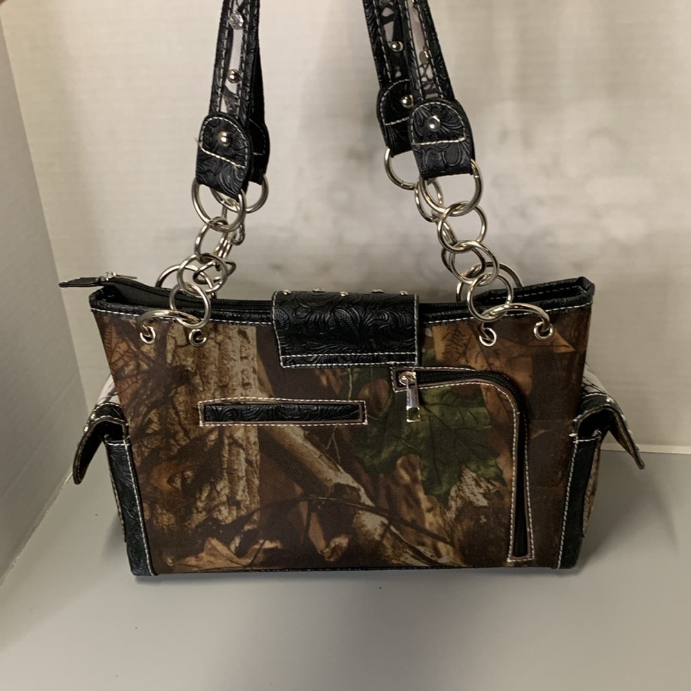 Cowgirl Trendy Camouflage Conceal & Carry Women's Bag - Picture 4 of 14